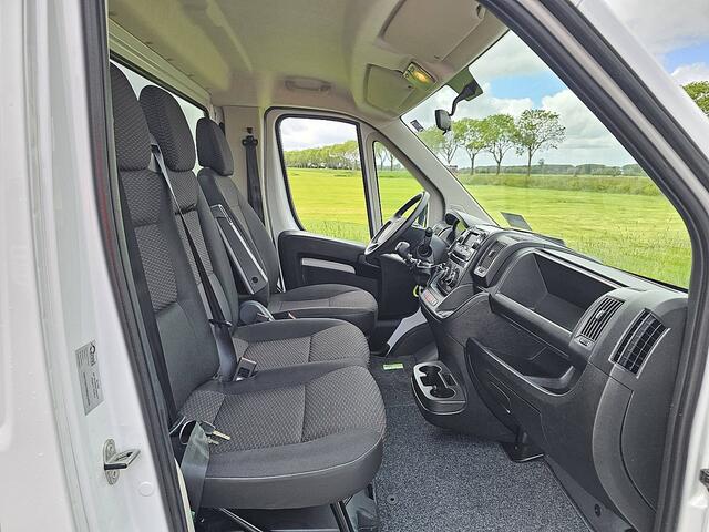 Opel MOVANO 3.5t L4 Bakwagen Laadklep Hollandia Airco 3 Zits Cruise Control Euro6 140 PK