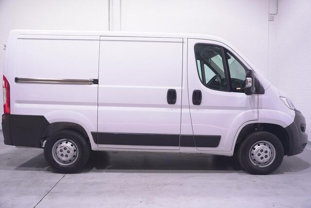 Opel MOVANO 2.2D 140 pk L1H1 Airco ECC, Apple Carplay Camera, Cruise control, Laadruimte Pakket, PDC achter, 3-Zits