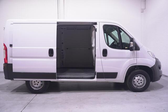 Opel MOVANO 2.2D 140 pk L1H1 Airco ECC, Apple Carplay Camera, Cruise control, Laadruimte Pakket, PDC achter, 3-Zits