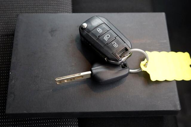 Opel VIVARO 2.0 CDTI 122pk Lang D.C. Edition 02-2021