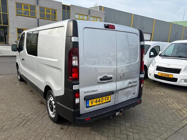 Opel VIVARO 1.6CDTI L2H1 Dubbelcabine Airco Navi Cruisecontrol Trekhaak