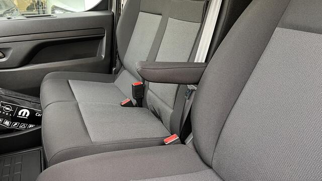 Opel VIVARO Vivaro-e L3 75 kWh 136 PK | NAVI | Multimedia | Apple Carplay | Android Auto | Parkeersensoren achter | Bestuurdersstoel comfort | Bank voorpassagiers met opbergruimte| ECall pakket met geprogrammeerd voorverwarmen | Laadkabel | Reservewiel | van ¤48.669