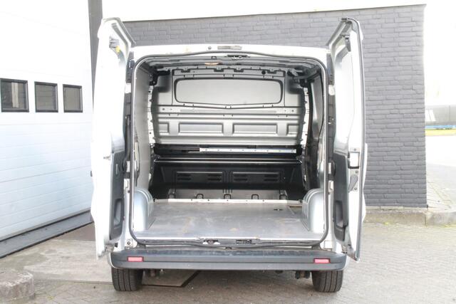 Opel VIVARO 1.6 CDTI 125PK EURO 6 - Airco - Navi - Cruise - ¤ 10.900,- Excl.