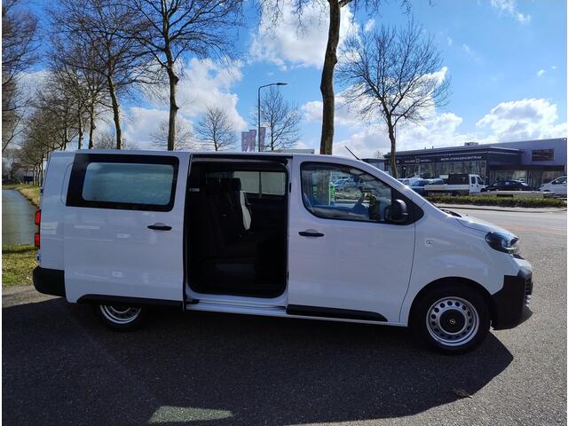 Opel VIVARO L3 DC 1.5 BlueHDI 120pk | GEEN BPM | Dubbele Cabine | 6-zits | Houten afwerking laadruimte | Multimedia | NAVI | Apple Carplay | Android Auto | Parkeersensoren achter | Multifunctioneel stuurwiel | Elektrisch inklapbare spiegels | Bestuurdersstoel comfort