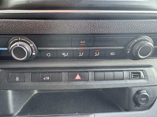 Opel VIVARO 2.0 CDTI 145pk L2 H1 Edition 3Persoons Airco,Cruisecontrol,Navigatie Nette Auto