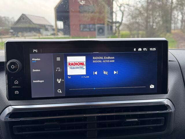 Opel VIVARO 2.0 D 145pk BPM VRIJ ecc,navigatie,camera,cruise,trekhaak,pdc