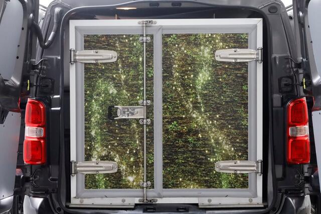 Opel VIVARO 2.0 CDTI 177pk Automaat Lang Innovation Dierenuitvaartzorg/Rouwvervoer dieren 12-2021