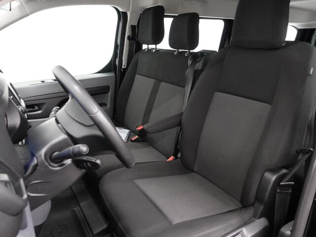 Opel VIVARO Vivaro-e Combi L3H1 75 kWh Vivaro-e Combi 75-kWh L3H1 9-persoons PERSONENBUS Airco Navi PDCA Sidebars