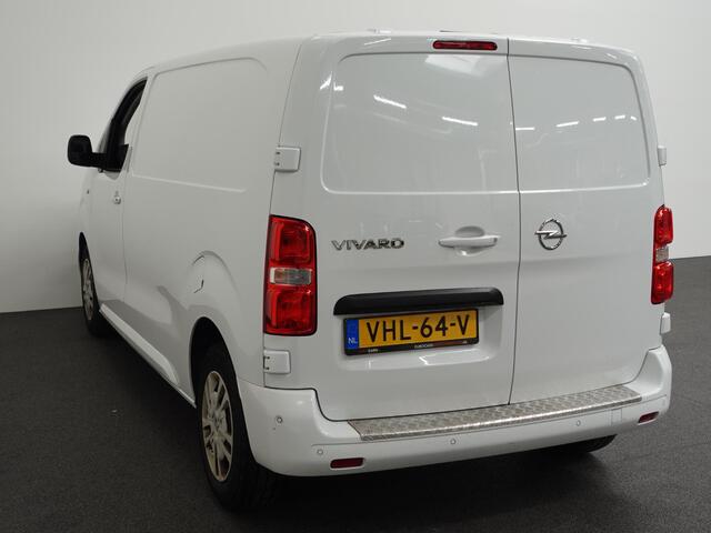 Opel VIVARO 1.5 CDTI L2H1 Innovation Motorprobleem Navigatie Camera Apple Carplay Cruise control Airco 3-Zits Euro6