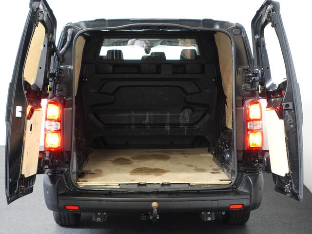 Opel VIVARO 102pk L3H1 Edition Dubbele Cabine 6persoons Navigatie Trekhaak Airco Cruise control