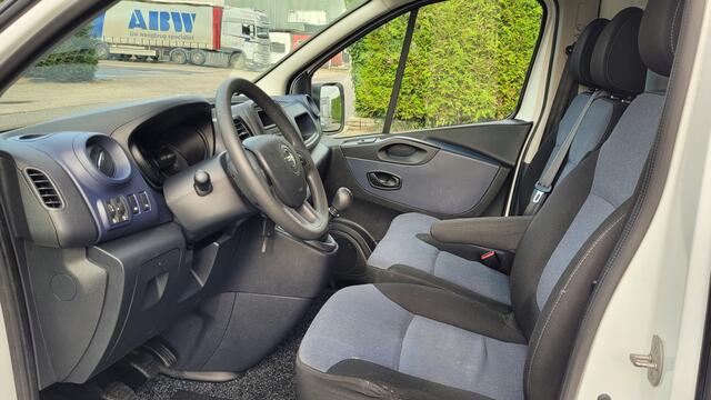 Opel VIVARO 1.6 CDTI L2H1 Edition EcoFlex 3 Zits