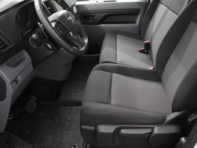 Opel VIVARO 2.0 CDTI L2H1 Edition 3-zits Automaat Navigatie Airco Bluetooth Trekhaak Parkeer sensoren