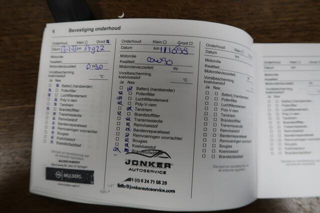 Opel VIVARO 2.0 CDTI 150 pk L3H1 Dubbel Cabine Edition uitvoering.