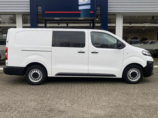 Opel VIVARO 1.5 CDTI L3H1 DC Selection / 6-Persoons / Cruise-Control / Trekhaak / Zijschuifdeur-Rechts / Houten-Vloer / Zijwandbekleding / Apple-Carplay & Android-Auto / Navi / Radio-Bluetooth / Airco / 16'' All-Seasons / ENZ.
