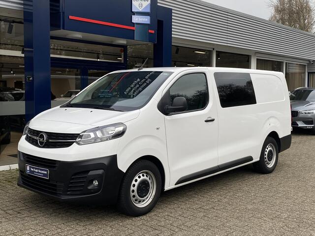 Opel VIVARO 1.5 CDTI L3H1 DC Selection / 6-Persoons / Cruise-Control / Trekhaak / Zijschuifdeur-Rechts / Houten-Vloer / Zijwandbekleding / Apple-Carplay & Android-Auto / Navi / Radio-Bluetooth / Airco / 16'' All-Seasons / ENZ.