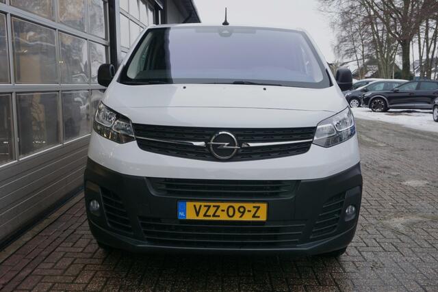 Opel VIVARO Electric L2 50 kWh Camera/Navi/PDC!