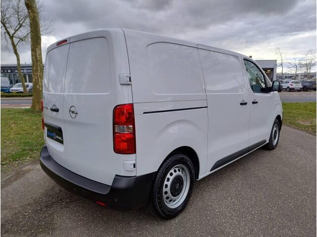 Opel VIVARO Electric L2 75 kWh 136pk | 8 jaar garantie | 0% financial lease | Multimedia | Apple Carplay | Android Auto | Achteruitrijcamera | Parkeersensoren achter | Digitale cockpit | Stuurwielbediening | Bestuurdersstoel comfort | Bank voorpassagiers | van ¤45.43