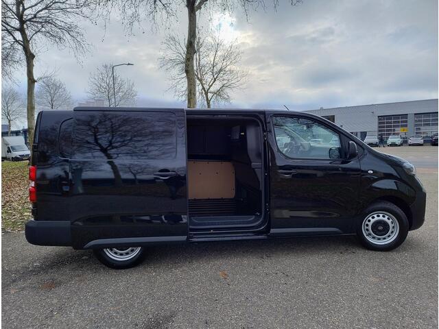 Opel VIVARO Electric L3 75 kWh 136pk | 8 jaar garantie | 0% financial lease | Multimedia | Apple Carplay | Android Auto | Achteruitrijcamera | Parkeersensoren voor en achter | Dode hoek detectie | Ditale cockpit | Stuurwielbediening | Bestuurdersstoel comfort | Bank
