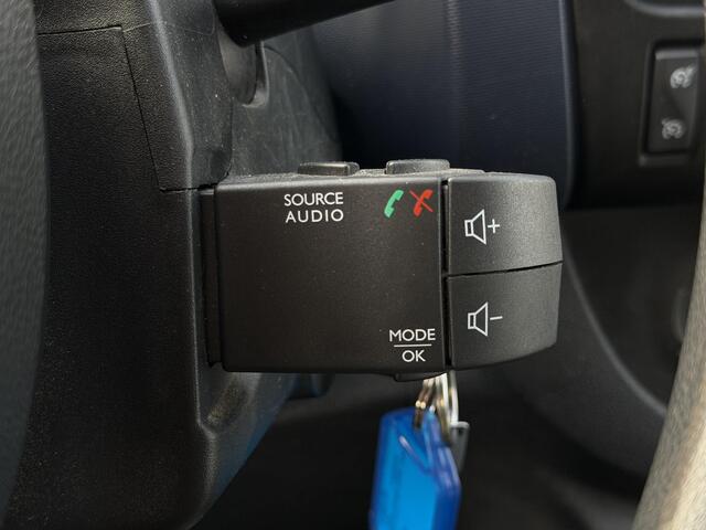 Opel VIVARO 1.6 CDTI L2H1 Edition EcoFlex | Trekhaak | Imperiaal | Cruise control | Inbouw kasten | 3 Pers |