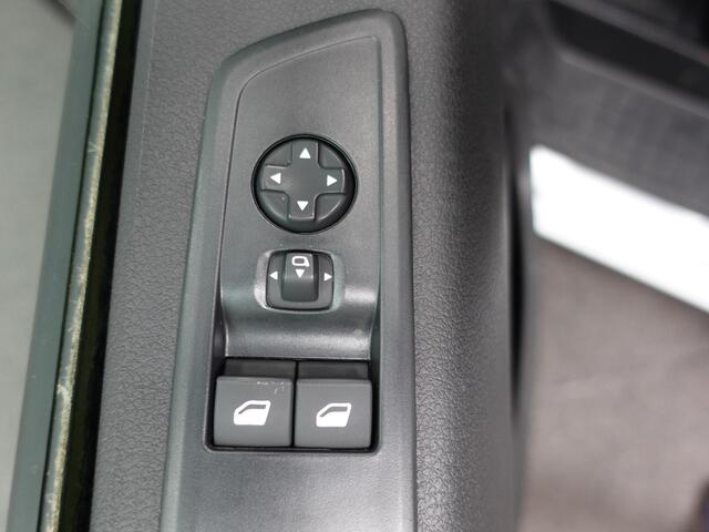 Opel VIVARO L3H1 Edition Dubbele Cabine Airco Navi Trekhaak Cruise Control