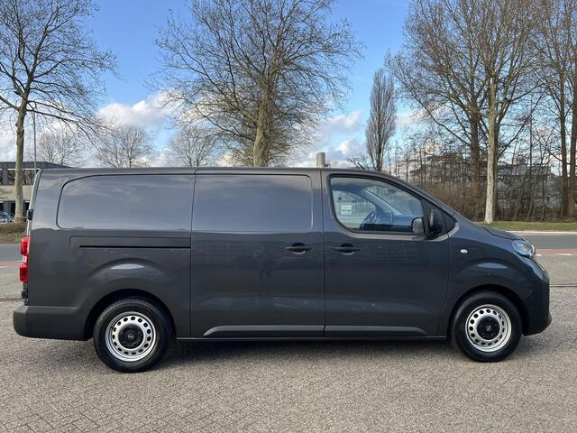 Opel VIVARO Electric L3 75 kWh 136pk | 8 jaar garantie | 0% financial lease| NAVI | Apple Carplay | Android Auto | Parkeersensoren voor- en achter | Achteruitrijcamera | Dode hoek detectie | Mistlampen | Licht- en regensensor | Automatische verlichting | Digital cock