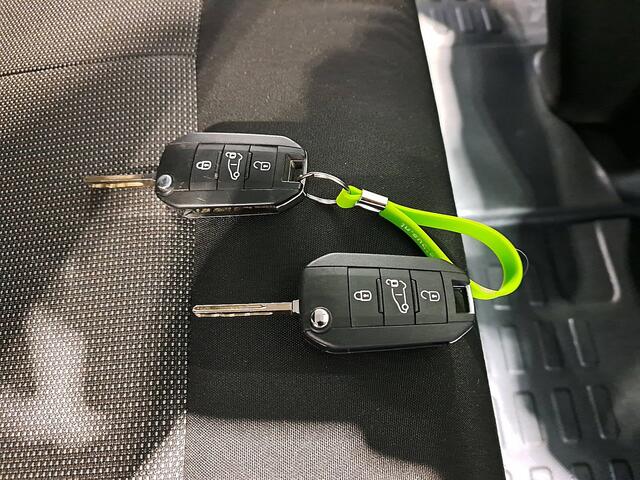 Opel VIVARO 1.5 CDTI L2H1 Edition Airco 3 Zits Cruise Control PDC Achter Euro6 120 PK!