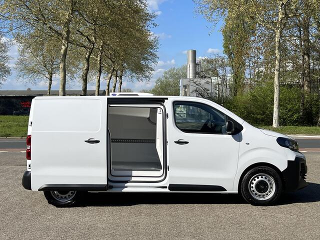 Opel VIVARO Electric L2 75 kWh 136pk | KOELWAGEN OMBOUW | NAVI | Multimedia | Draadloze Apple Carplay en Android Auto | Achteruitrijcamera | Parkeersensoren achter | Mistlampen | Elektrisch inklapbare spiegels | Licht- en regensensor | 4 maanden levertijd | Andere sa