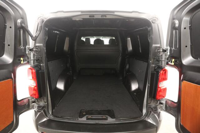 Opel VIVARO 2.0 CDTI L3H1 | DC | 6 Zits | Airco | Cruise | Camera | Navi | Trekhaak | Carplay