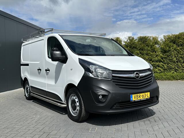 Opel VIVARO 1.6 CDTI / L1H1 / 1e EIG. / **MOOIE INRICHTING** / IMPERIAAL / TREKHAAK / CAMERA / AIRCO / CRUISE / PDC