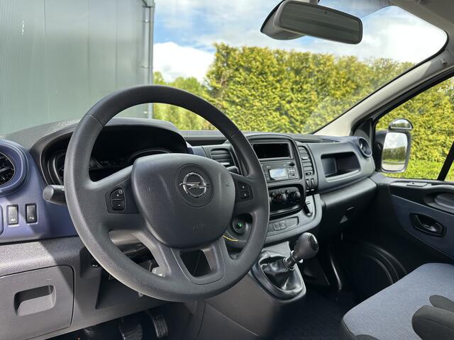 Opel VIVARO 1.6 CDTI / L1H1 / 1e EIG. / **MOOIE INRICHTING** / IMPERIAAL / TREKHAAK / CAMERA / AIRCO / CRUISE / PDC