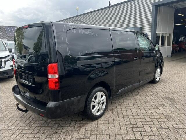 Opel VIVARO 2.0D 130KW 180 DC LANG AUTOM. KLIMA NAVI CAM.