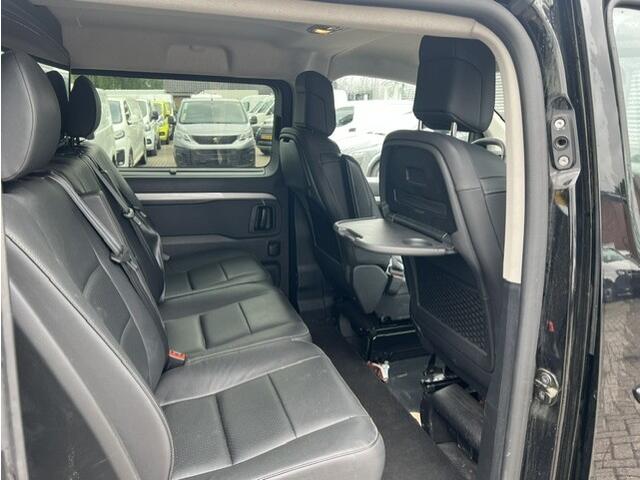 Opel VIVARO 2.0D 130KW 180 DC LANG AUTOM. KLIMA NAVI CAM.