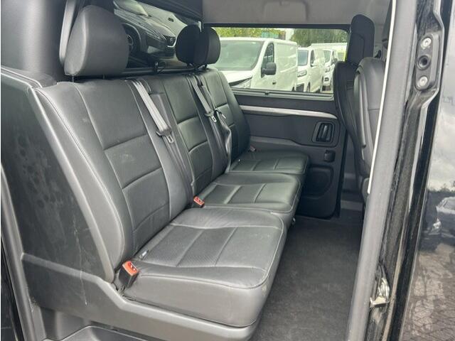 Opel VIVARO 2.0D 130KW 180 DC LANG AUTOM. KLIMA NAVI CAM.