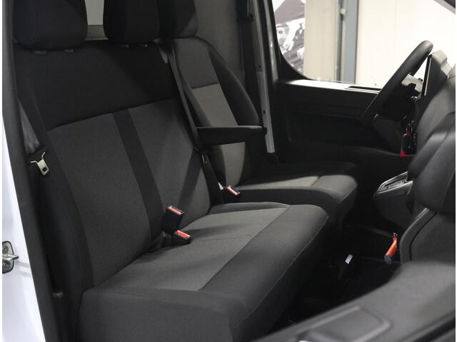 Opel VIVARO Electric L2 75 kWh 136PK | 1ste eigenaar | AppleCarPlay/AndroidAuto | Armsteun | Camera | DAB Radio | 3 Zits | Navigatie | Airco | Cruise Control | Parkeersensoren |