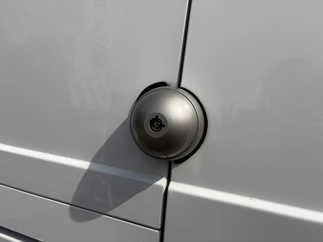 Opel VIVARO 2.0 CDTI L2H1 Edition TREKHAAK IMPERIAAL SLOTEN PDC CRUISE