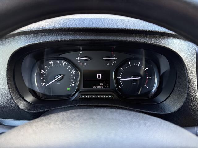 Opel VIVARO 2.0 CDTI 123 PK / L3H1 / 1e EIG. / 23.896 KM!! / IMPERIAAL / 2.5 TONS TREKHAAK / CAMERA / 3-ZITS / BLINDSPOT