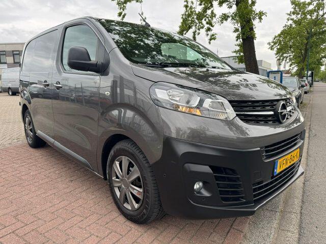Opel VIVARO 2.0 CDTI 122pk Edition Automaat 3Zits Euro6 51.000km Airco,Navigatie,Camera