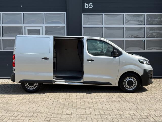 Opel VIVARO 2.0 CDTI 144PK L2 / Camera / Cruise / PDC / Carplay / Navi / Airco / Flippers
