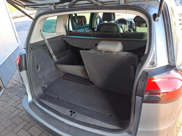Opel ZAFIRA 1.4 Turbo Business+ 7-Persoons, Trekhaak, Navigatie, Stoel/Stuur Verwarming, Cruise control,