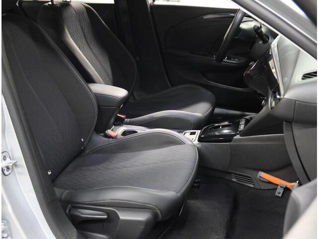 Opel e-Corsa Elegance 50kWh 136PK | 1ste eigenaar | AppleCarPlay/AndroidAuto | ACCURAPPORT 90% | 3 FASE | Armsteun | Camera | Dodehoekdetectie | Keyless | Navigatie | AUTOMAAT | Parkeersensoren | Isofix |