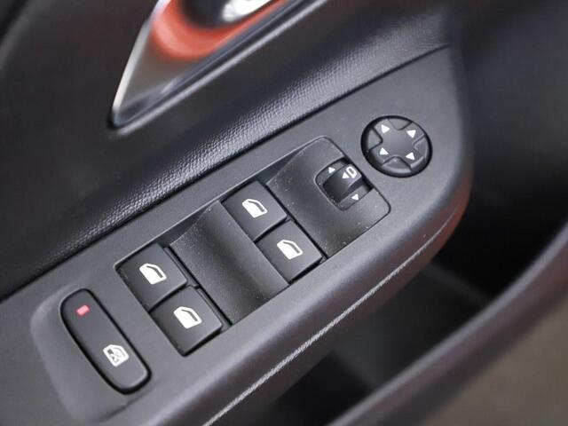 Opel e-Corsa Elegance 50 kWh 3Fase Automaat Led/H.Leder/Carplay /Keyless/Blindspot/El.Pakket/Ecc