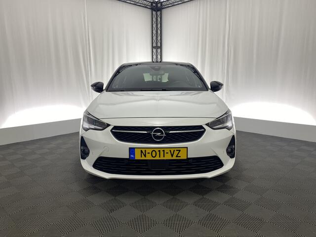 Opel e-Corsa Ultimate 3 fase 50 kWh | CarPlay | Pano dak | Stoel Massage | Sport Stoelen | Navi | DAB |