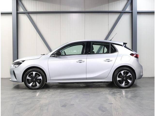 Opel e-Corsa Elegance 50kWh 136PK | 1ste eigenaar | AppleCarPlay/AndroidAuto | ACCURAPPORT 93% | 3 FASE | Armsteun | Camera | Dodehoekdetectie | Keyless | Navigatie | AUTOMAAT | Parkeersensoren | Isofix |