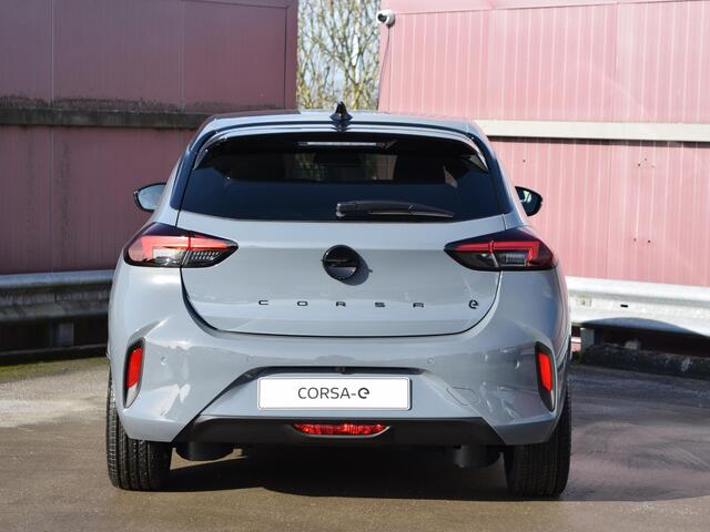 Opel e-Corsa Electric Long Range GS 51 kWh | WARMTEPOMP | INFOTAINMENT PAKKET | COFORT PAKKET | 17" LMV | ACTIEKORTING!