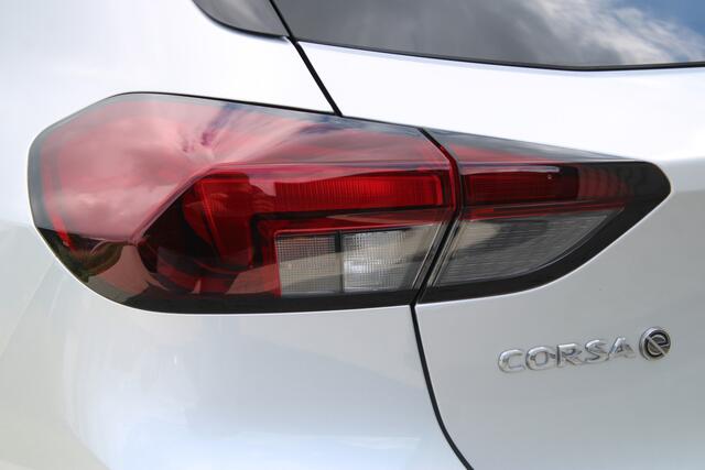 Opel e-Corsa Level 3 50 kWh | Incl. 12 maanden garantie | SOH 95% | Stoel/stuurverwarming | Cruise control | Climate control | Apple carplay/Android auto | Navigatie | DAB radio |