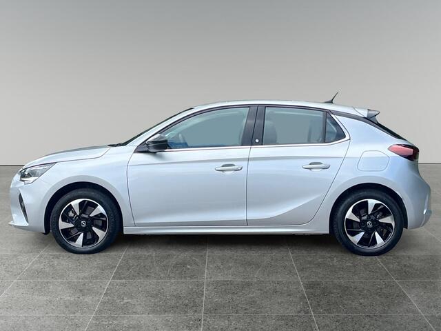 Opel e-Corsa Elegance 3-FASEN 50kWh 136pk | 180° CAMERA | STOELVERW. | APPLE CARPLAY / ANDROID AUTO | NAVI | CLIMA | ISOFIX | KEYLESS START |