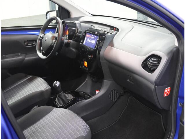Peugeot 108 1.0 e-VTi Allure TOP! | Vouwdak/Cabrio | AppleCarplay/AndroidAuto | Climate Control | Camera | Bluetooth | LED | Start/Stop Systeem | Buitenspiegels elektrisch verstel -en verwarmbaar | 15"LMV | Isofix |