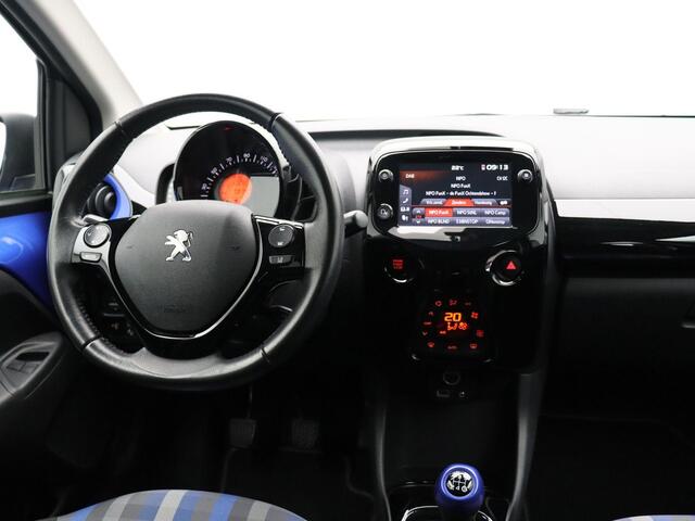Peugeot 108 1.0 e-VTi Collection | Achteruitrijcamera | Cruise control | Keyless entry en start | Bluetooth | Rijbaan assistent |