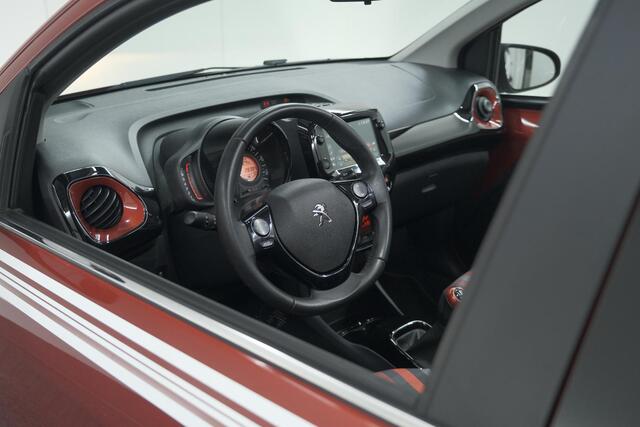 Peugeot 108 1.0 e-VTi Allure TOP! | Elektrisch Vouwdak | Trekhaak | Camera | Apple Carplay