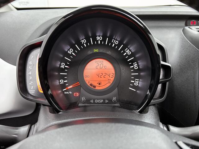 Peugeot 108 1.0 e-VTi Allure TOP! Navigatie | Climate contr. | Camera achter | Lichtmetalen velgen